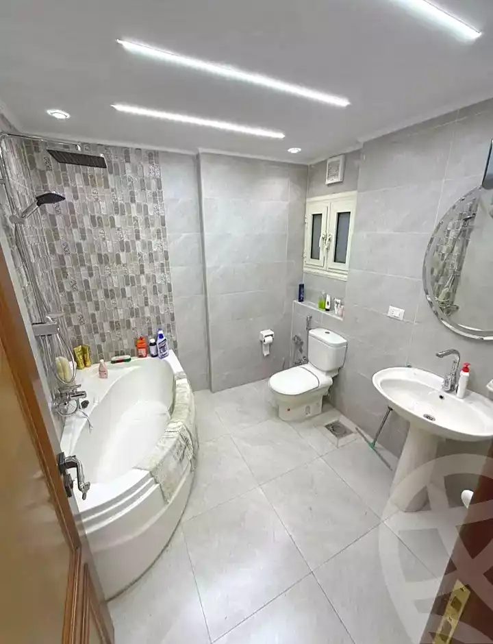 https://aqarmap.com.eg/ar/listing/7320690-for-sale-alexandria-miami