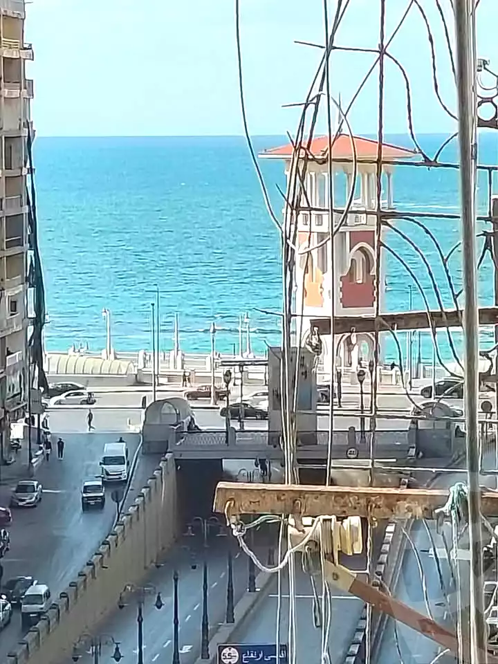 https://aqarmap.com.eg/ar/listing/7320759-for-sale-alexandria-el-asafra-shr-45