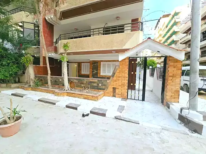 https://aqarmap.com.eg/en/listing/7320803-for-sale-alexandria-al-agamy-shataa-el-nakheel