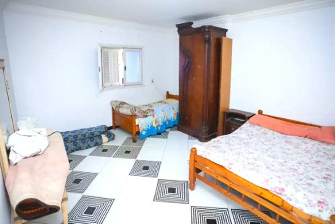 https://aqarmap.com.eg/ar/listing/7320875-for-sale-alexandria-moharram-bey
