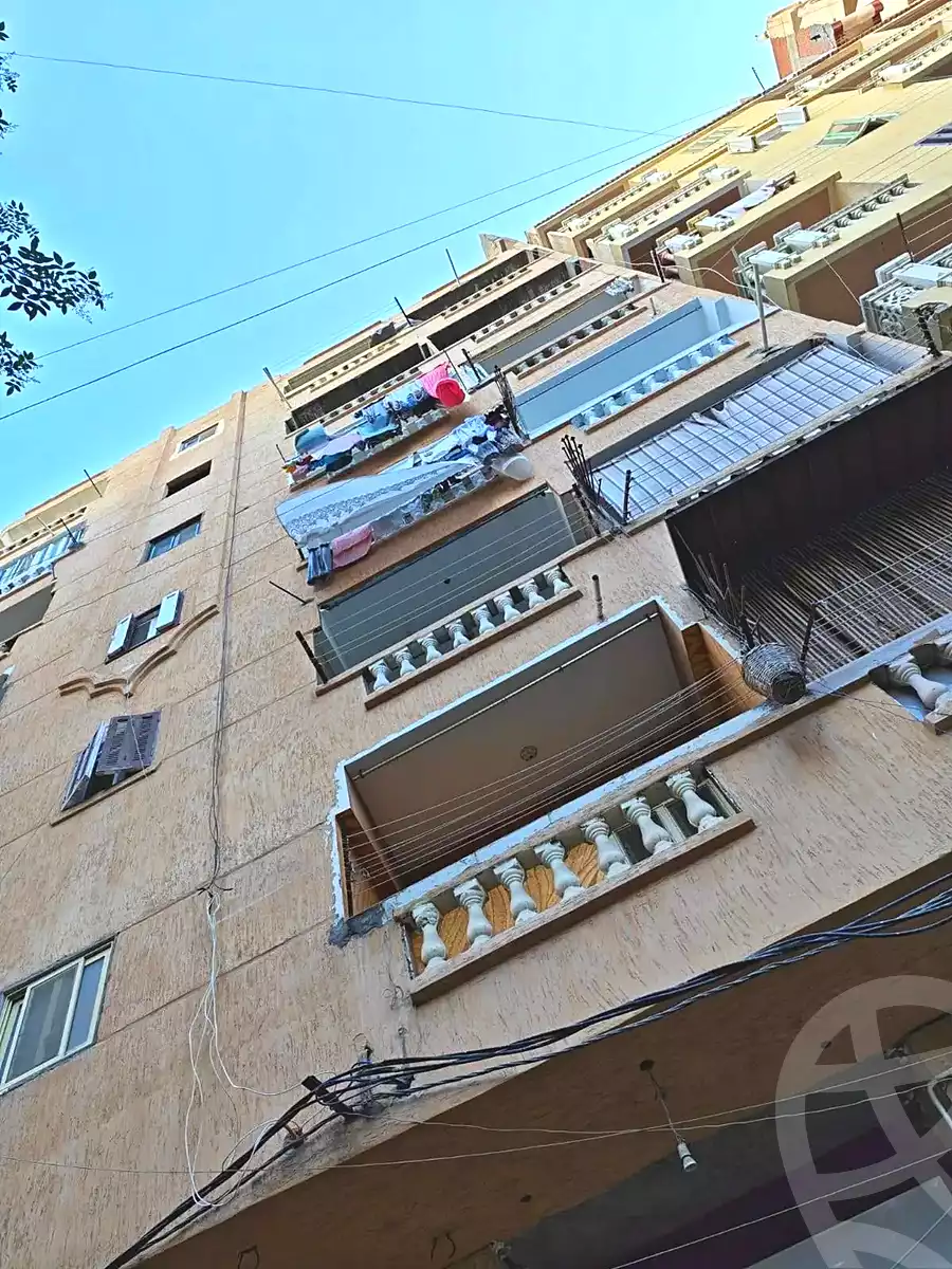https://aqarmap.com.eg/en/listing/7320888-for-sale-alexandria-al-agamy-el-hanouvel-el-warsha-st