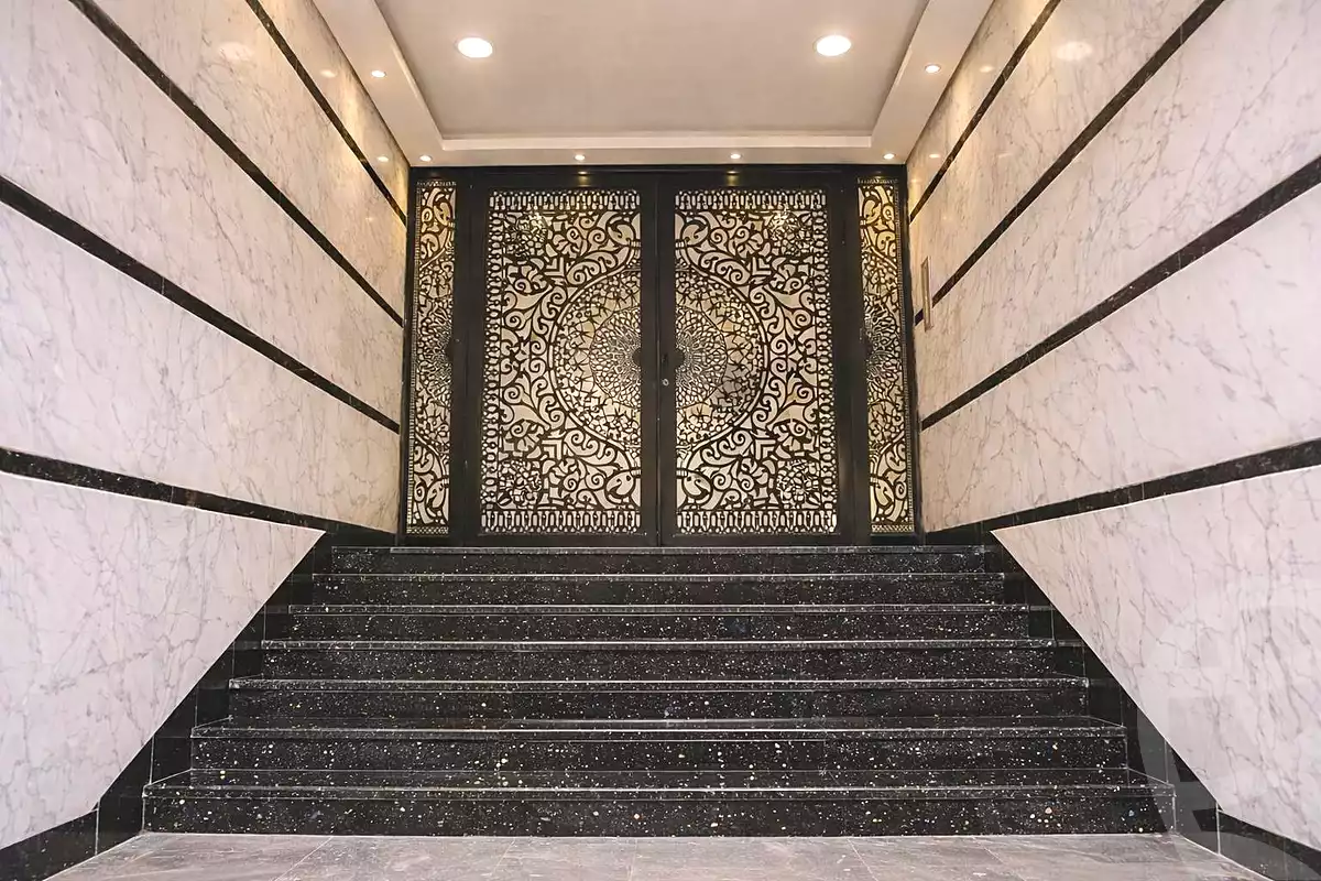 https://aqarmap.com.eg/en/listing/7321143-for-sale-cairo-new-cairo-compounds-town-residence