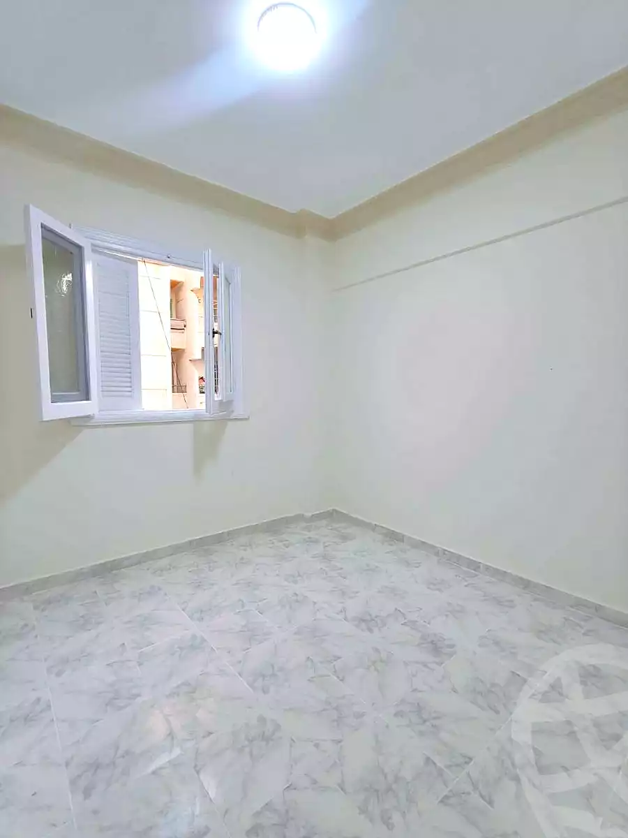 https://aqarmap.com.eg/ar/listing/7321160-for-sale-alexandria-al-agamy-shataa-el-nakheel