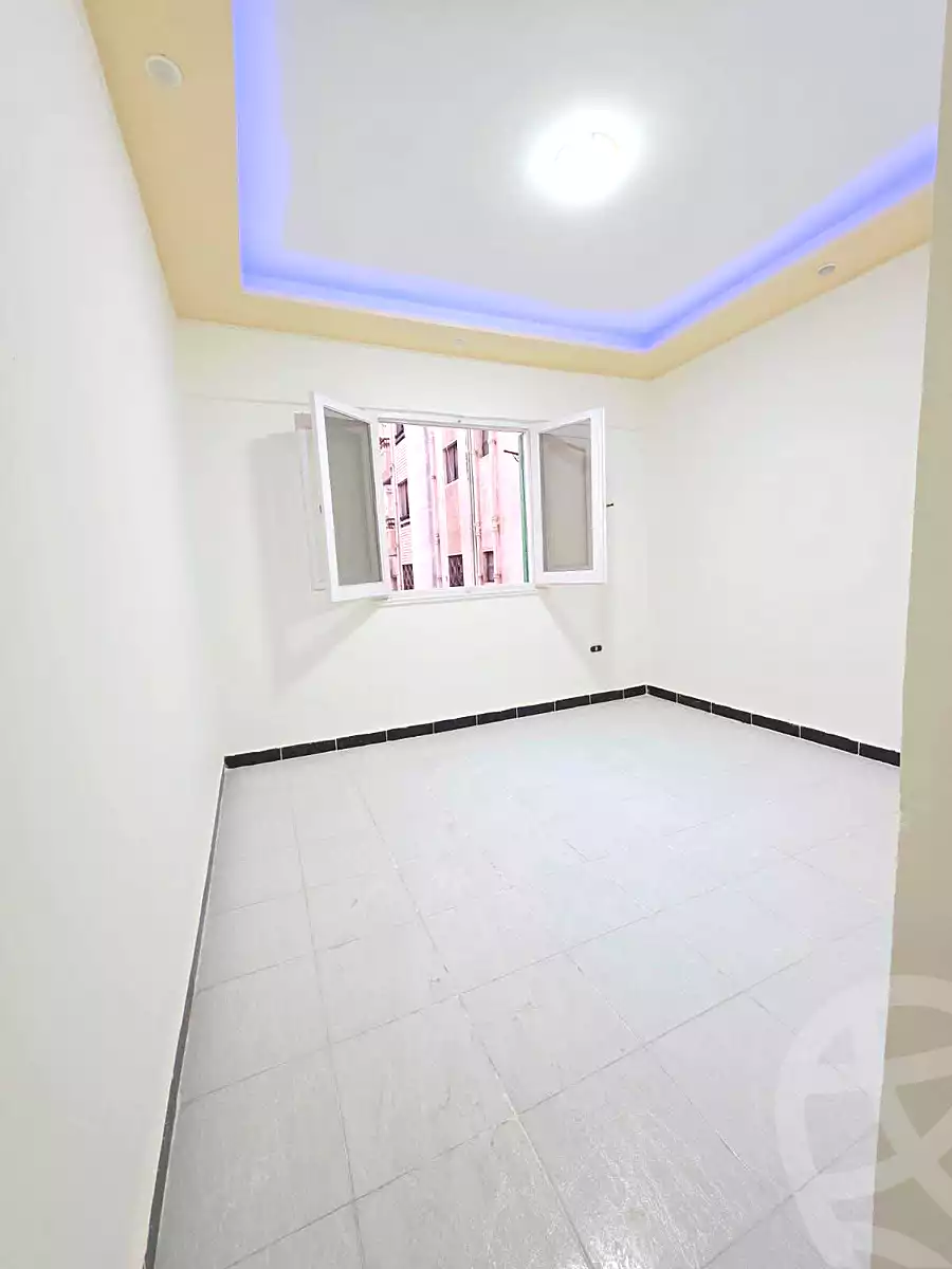 https://aqarmap.com.eg/en/listing/7321189-for-sale-alexandria-al-agamy-shataa-el-nakheel