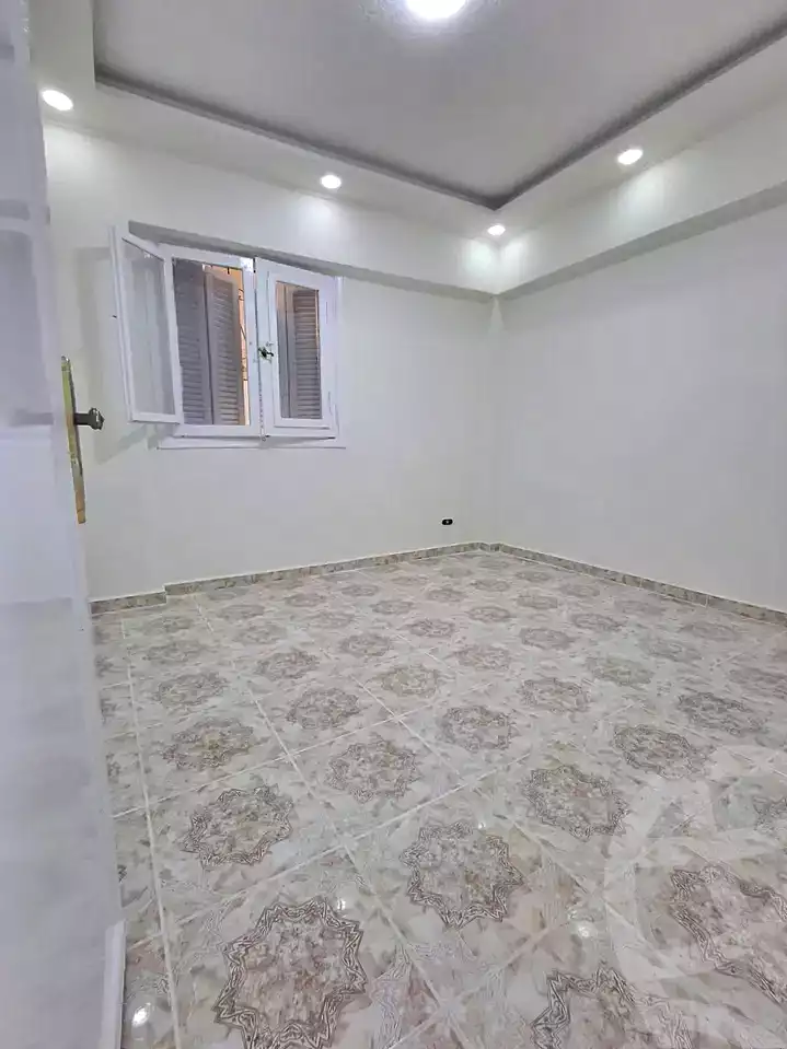 https://aqarmap.com.eg/en/listing/7321417-for-sale-alexandria-al-agamy-shataa-el-nakheel