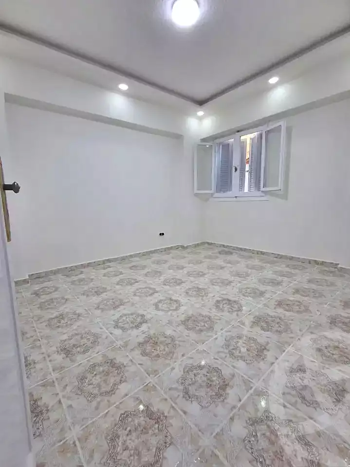 https://aqarmap.com.eg/en/listing/7321417-for-sale-alexandria-al-agamy-shataa-el-nakheel