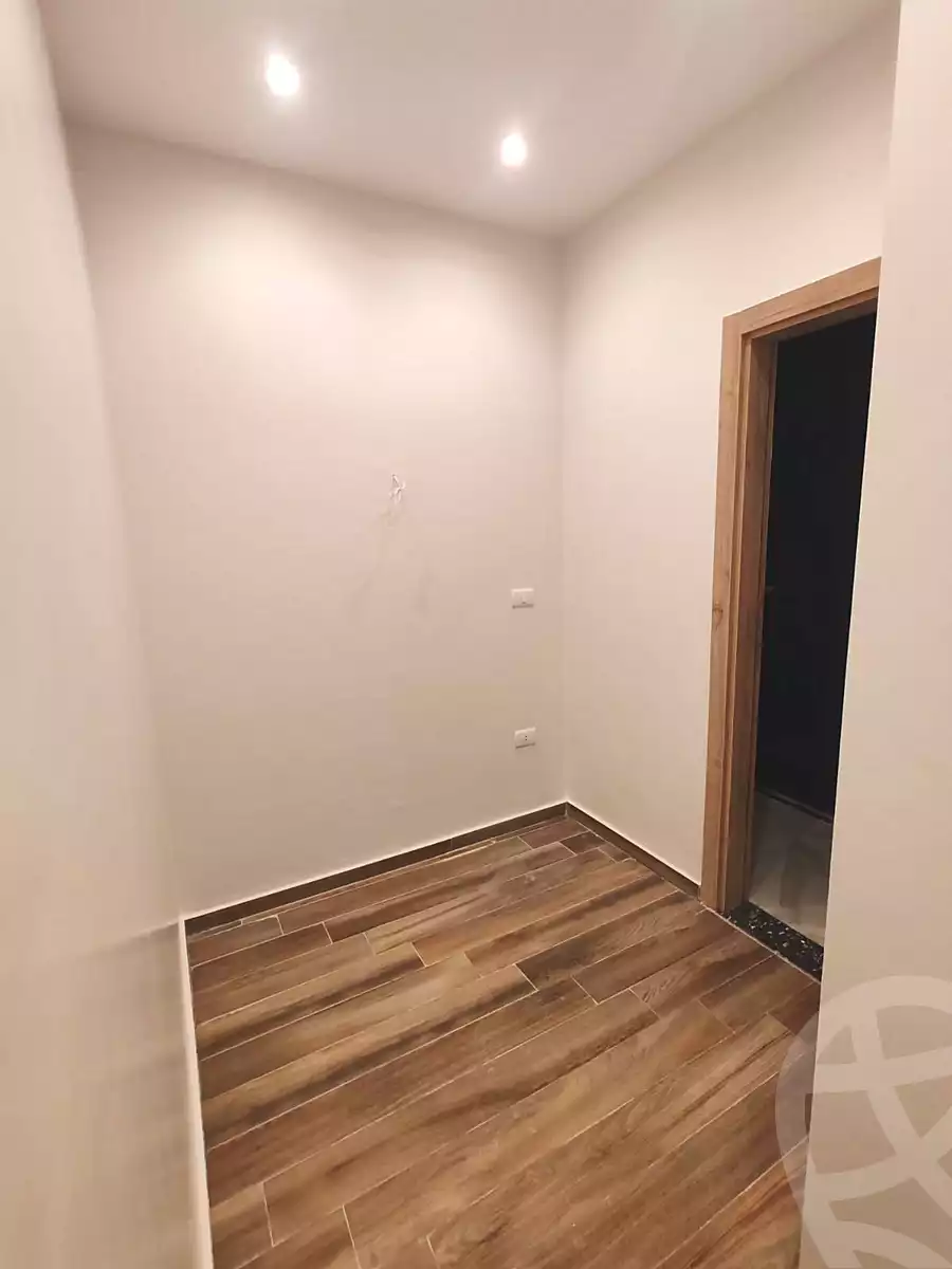 https://aqarmap.com.eg/ar/listing/7322028-for-rent-cairo-6th-of-october-el-tawsaat-el-shamalya-hy-2000-qt