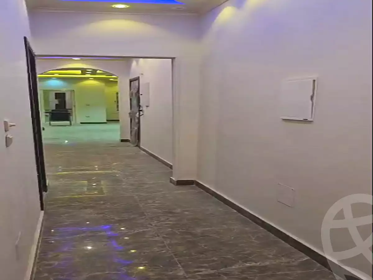 https://aqarmap.com.eg/ar/listing/7322117-for-sale-cairo-new-cairo-el-narges-el-narges-omarat-mohamed-sabry-abu-alam-st