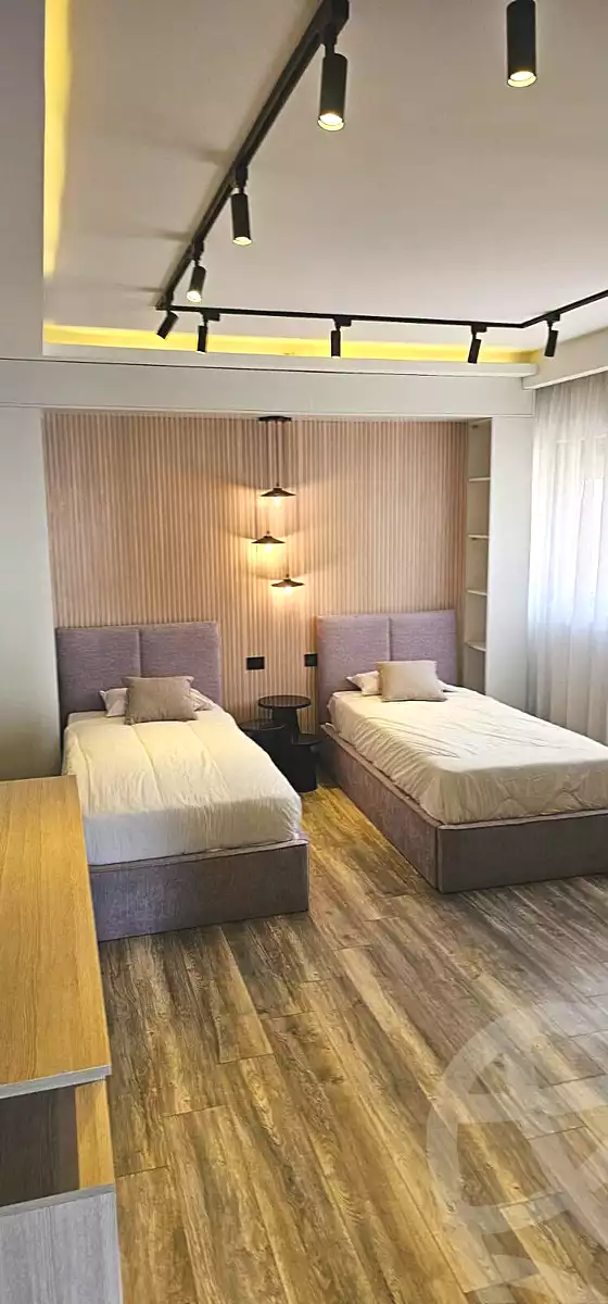 https://aqarmap.com.eg/en/listing/7322130-for-rent-cairo-new-cairo-compounds-lakeview-residence