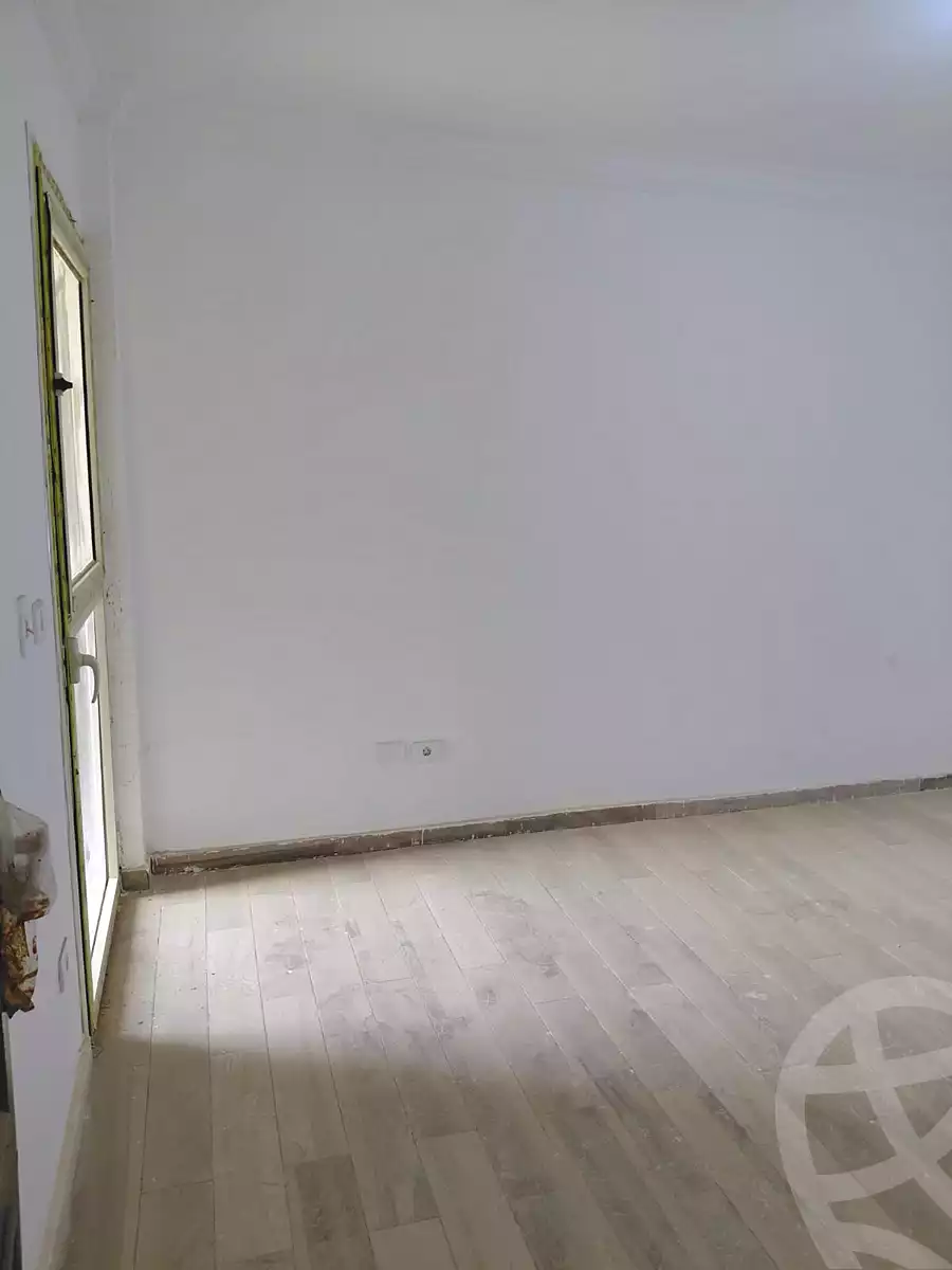 https://aqarmap.com.eg/ar/listing/7322186-for-rent-cairo-6th-of-october-compounds-jn-ktwbr
