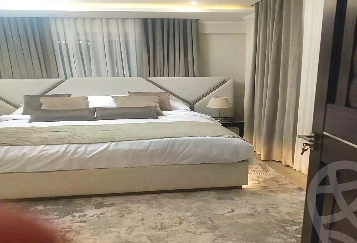 https://aqarmap.com.eg/ar/listing/7322228-for-sale-cairo-new-cairo-compounds-mwrd-fq-llttwyr