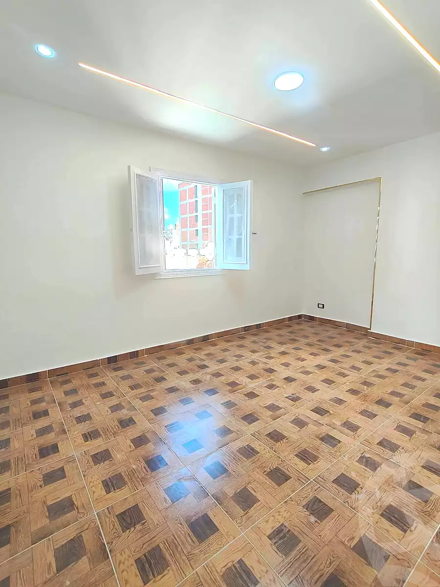https://aqarmap.com.eg/ar/listing/7322317-for-sale-alexandria-sydy-bshr-sydy-bshr-bhry-street-16