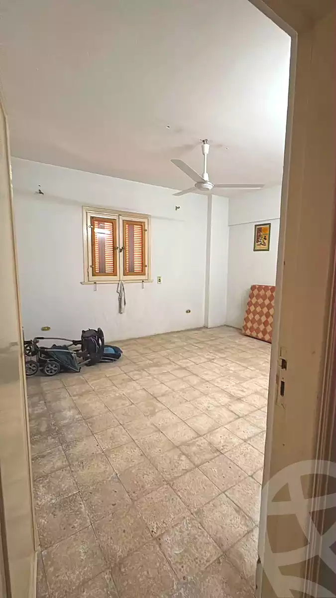 https://aqarmap.com.eg/ar/listing/7322372-for-sale-cairo-6th-of-october-el-ahyaa-neighborhood-5th-street-31
