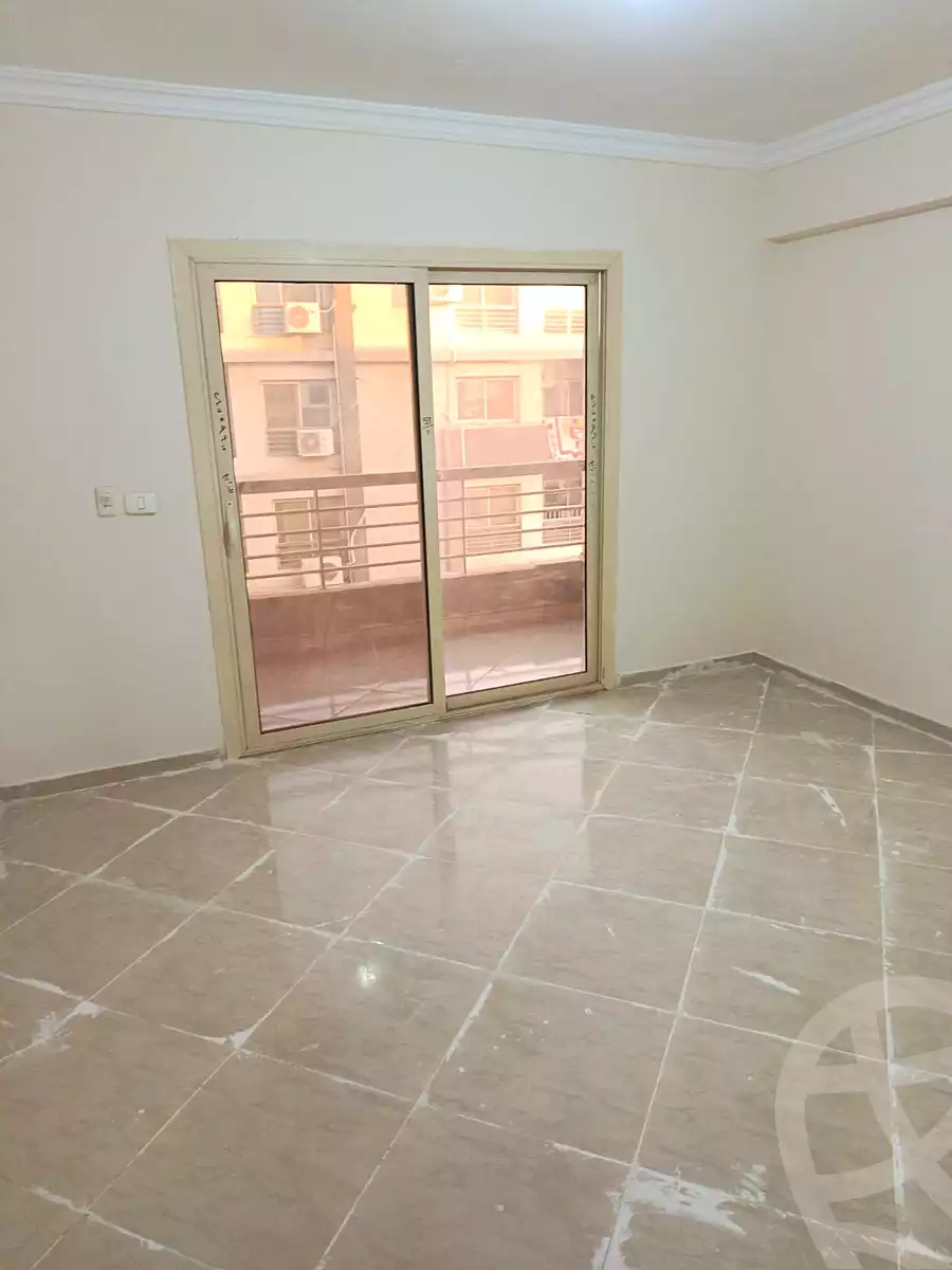 https://aqarmap.com.eg/en/listing/7322438-for-sale-cairo-el-sheikh-zayed-city-mntq-fr-y-bmdyn-lshykh-zyd