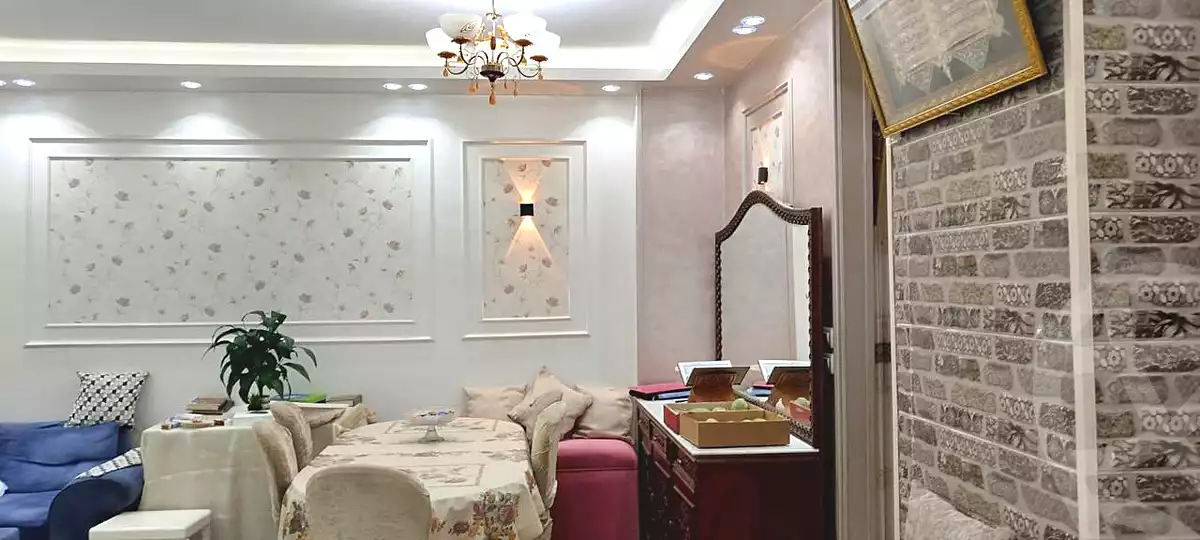 https://aqarmap.com.eg/ar/listing/7322540-for-sale-cairo-el-sheikh-zayed-city-compounds-el-khamayel