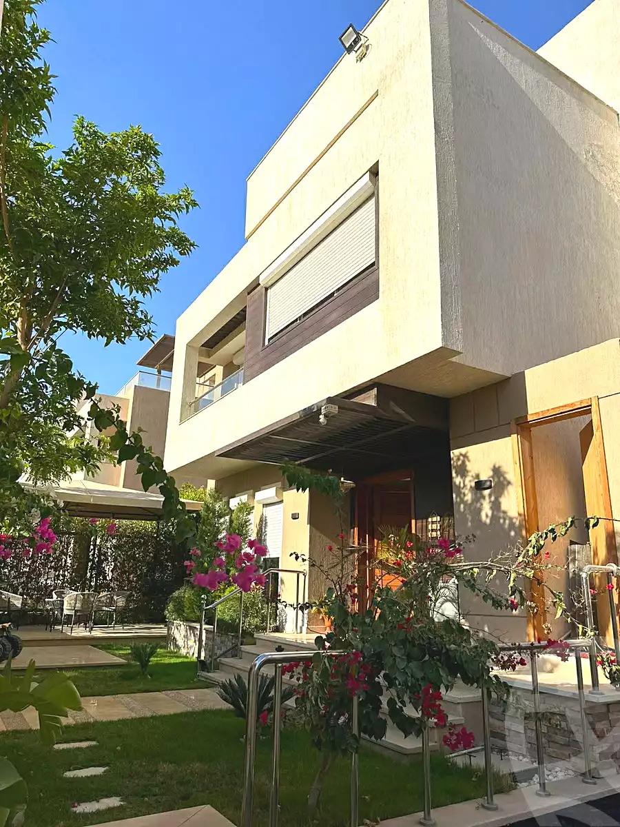 https://aqarmap.com.eg/ar/listing/7322595-for-sale-cairo-6th-of-october-compounds-upville