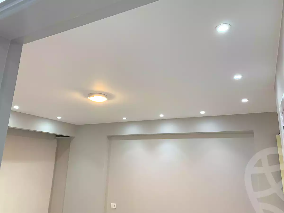 https://aqarmap.com.eg/ar/listing/7322694-for-sale-cairo-helwan-helwan-el-sharkeya-mostafa-safwat-st