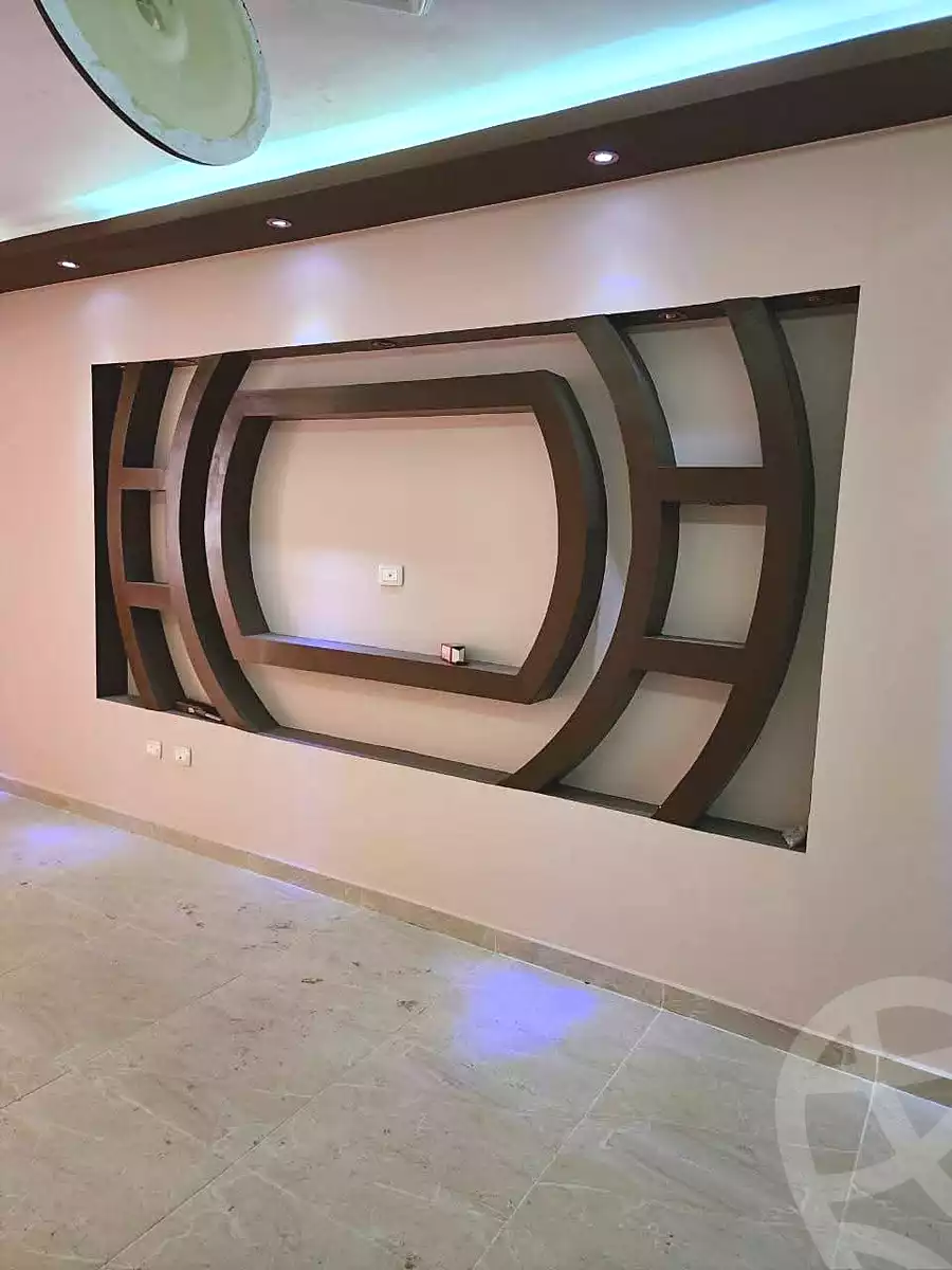 https://aqarmap.com.eg/ar/listing/7322773-for-sale-alexandria-new-miami-el-quds-school-st