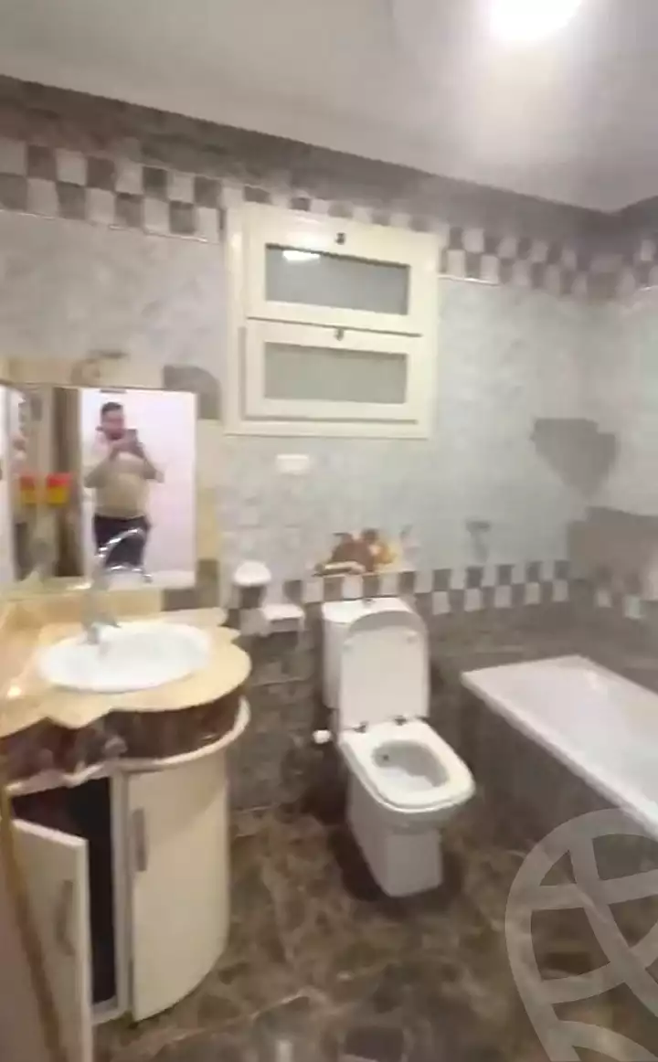 https://aqarmap.com.eg/en/listing/7322848-for-sale-alexandria-new-miami-street-10