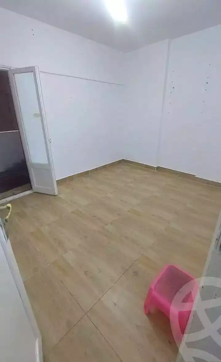 https://aqarmap.com.eg/ar/listing/7323164-for-rent-alexandria-sydy-bshr-sydy-bshr-bhry-shr-mhmwd-l-yswy