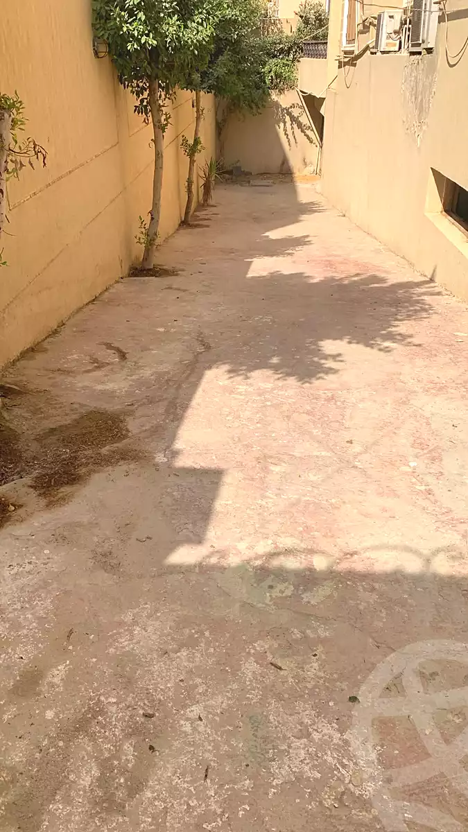 https://aqarmap.com.eg/en/listing/7323173-for-rent-cairo-new-cairo-first-settlement-mhwr-mstfy-kml