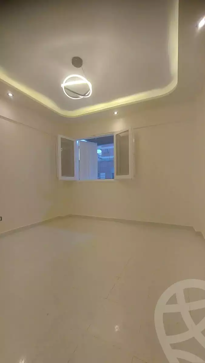 https://aqarmap.com.eg/ar/listing/7323437-for-sale-alexandria-al-agamy-shataa-el-nakheel