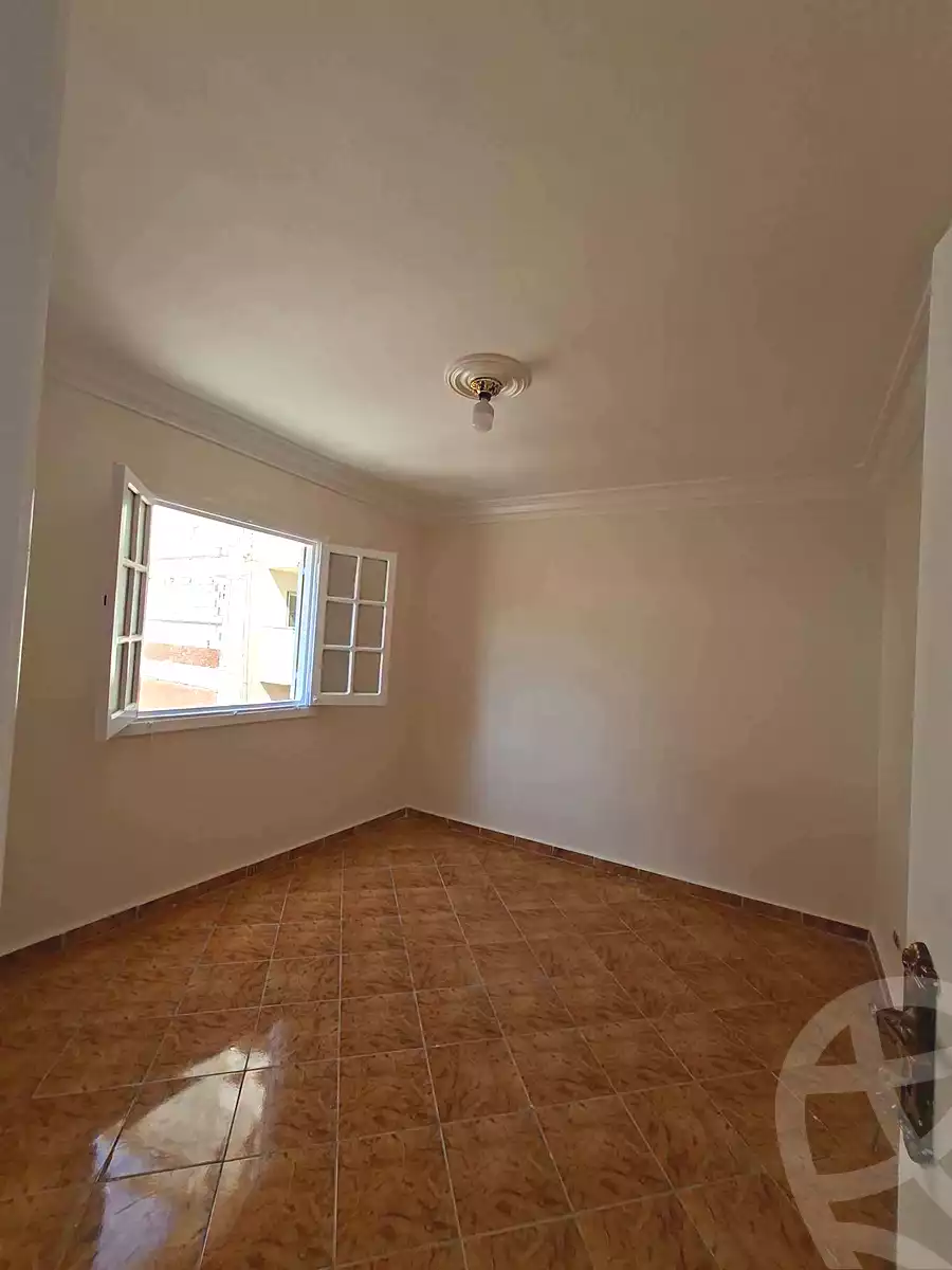 https://aqarmap.com.eg/ar/listing/7323459-for-sale-alexandria-el-asafra-l-sfr-bhry