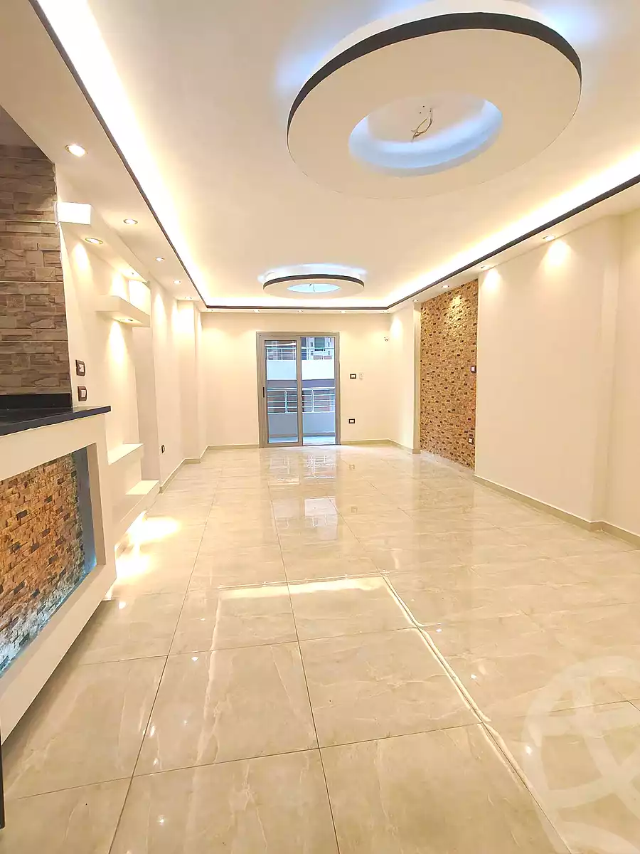 https://aqarmap.com.eg/en/listing/7323636-for-sale-alexandria-sydy-bshr-sydy-bshr-bhry-shr-khld-bn-lwlyd