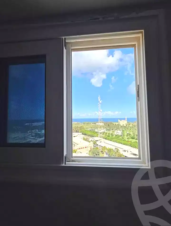 https://aqarmap.com.eg/ar/listing/7323673-for-rent-alexandria-el-montazah