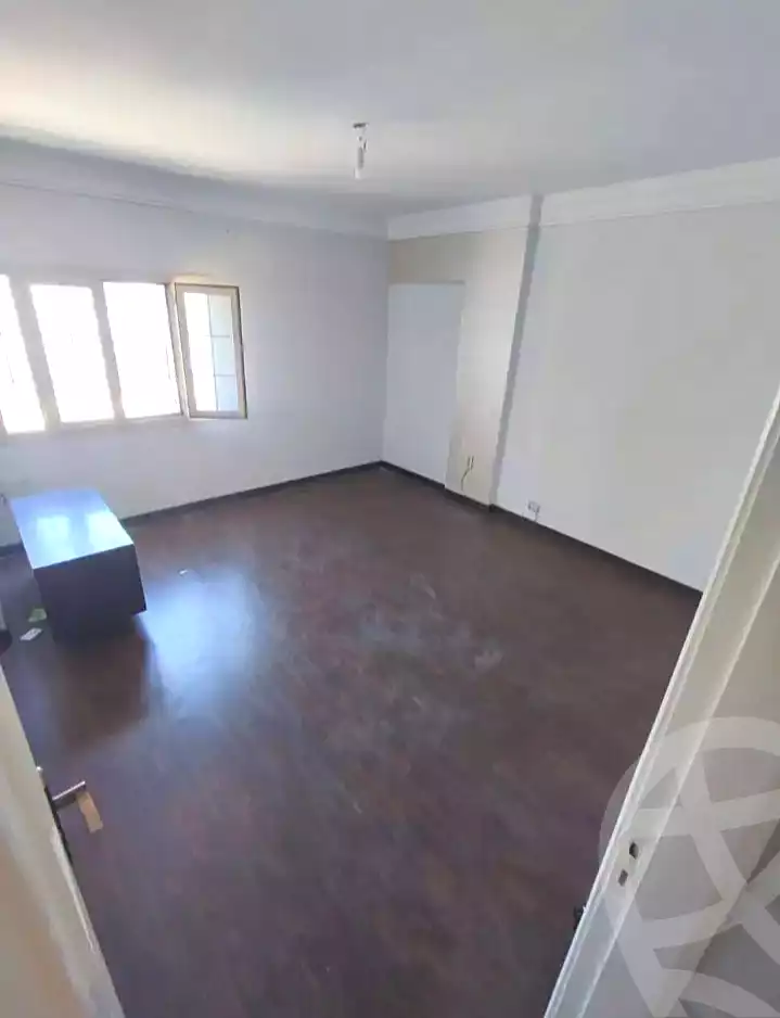 https://aqarmap.com.eg/ar/listing/7323761-for-sale-alexandria-lauran-shaarawy-st