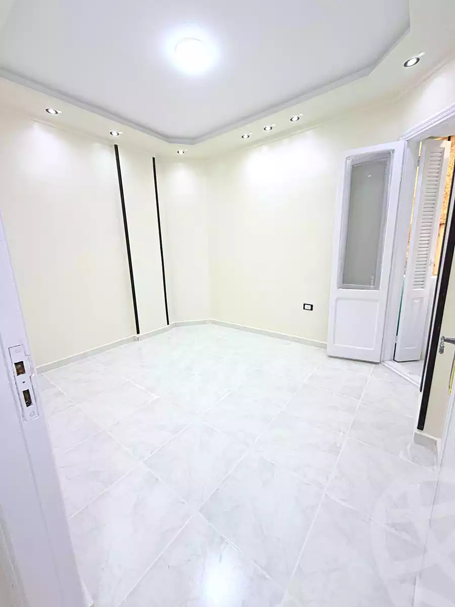 https://aqarmap.com.eg/en/listing/7323803-for-sale-alexandria-al-agamy-shataa-el-nakheel