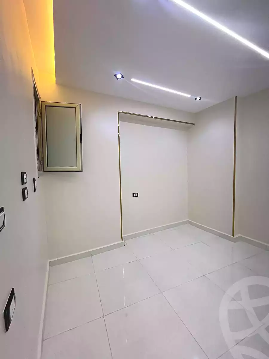 https://aqarmap.com.eg/en/listing/7323990-for-sale-cairo-elnozha-Streettt-27