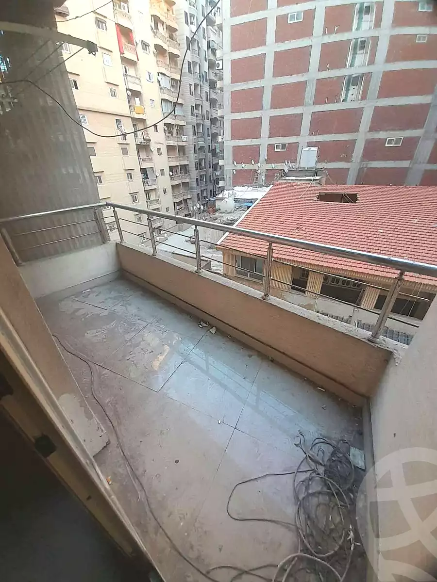 https://aqarmap.com.eg/en/listing/7324193-for-sale-alexandria-sydy-bshr-sydy-bshr-bhry