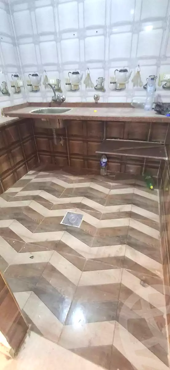 https://aqarmap.com.eg/ar/listing/7324220-for-rent-alexandria-al-agamy-lbytsh-el-hanafeya-st