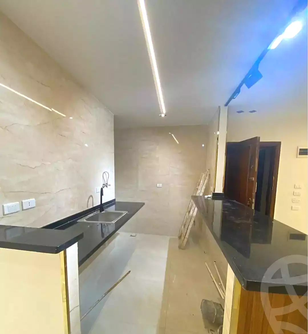 https://aqarmap.com.eg/ar/listing/7324216-for-sale-alexandria-sydy-bshr-sydy-bshr-bhry-shr-mhmwd-l-yswy
