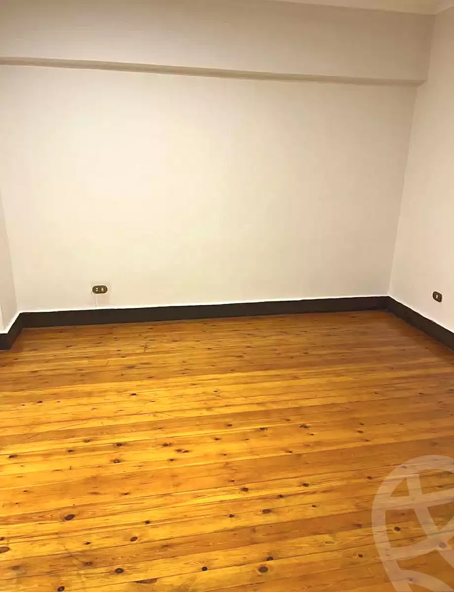 https://aqarmap.com.eg/ar/listing/7324238-for-rent-alexandria-fleming