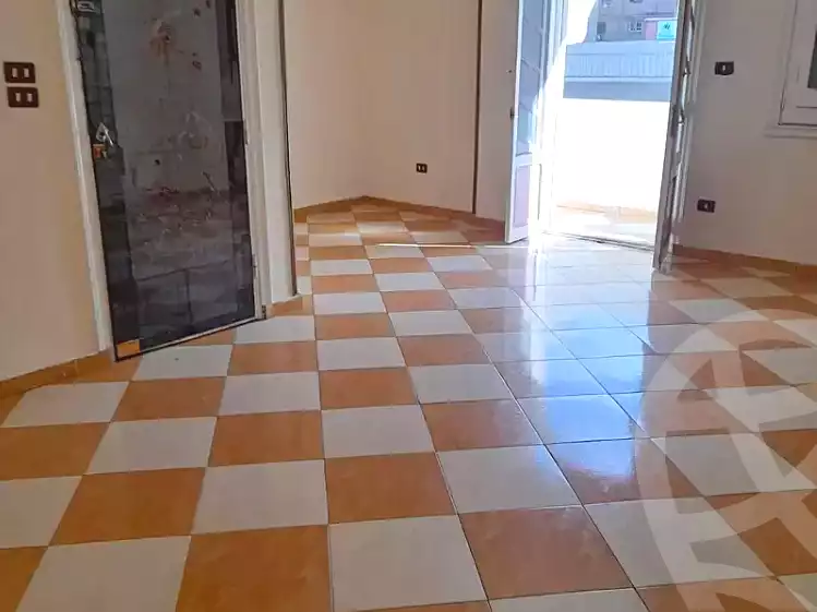 https://aqarmap.com.eg/ar/listing/7324811-for-rent-alexandria-al-agamy-el-kilo-21