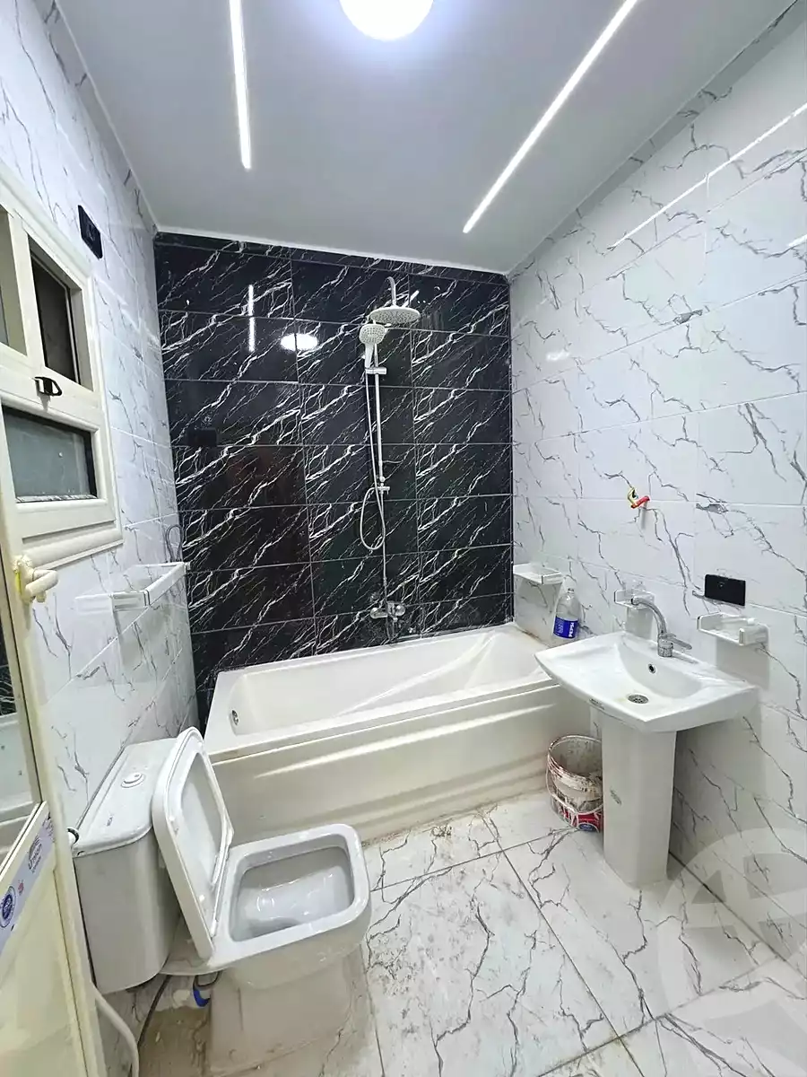 https://aqarmap.com.eg/en/listing/7325360-for-sale-cairo-ain-shams-ain-shams-el-sharkia-el-eshrein-stt