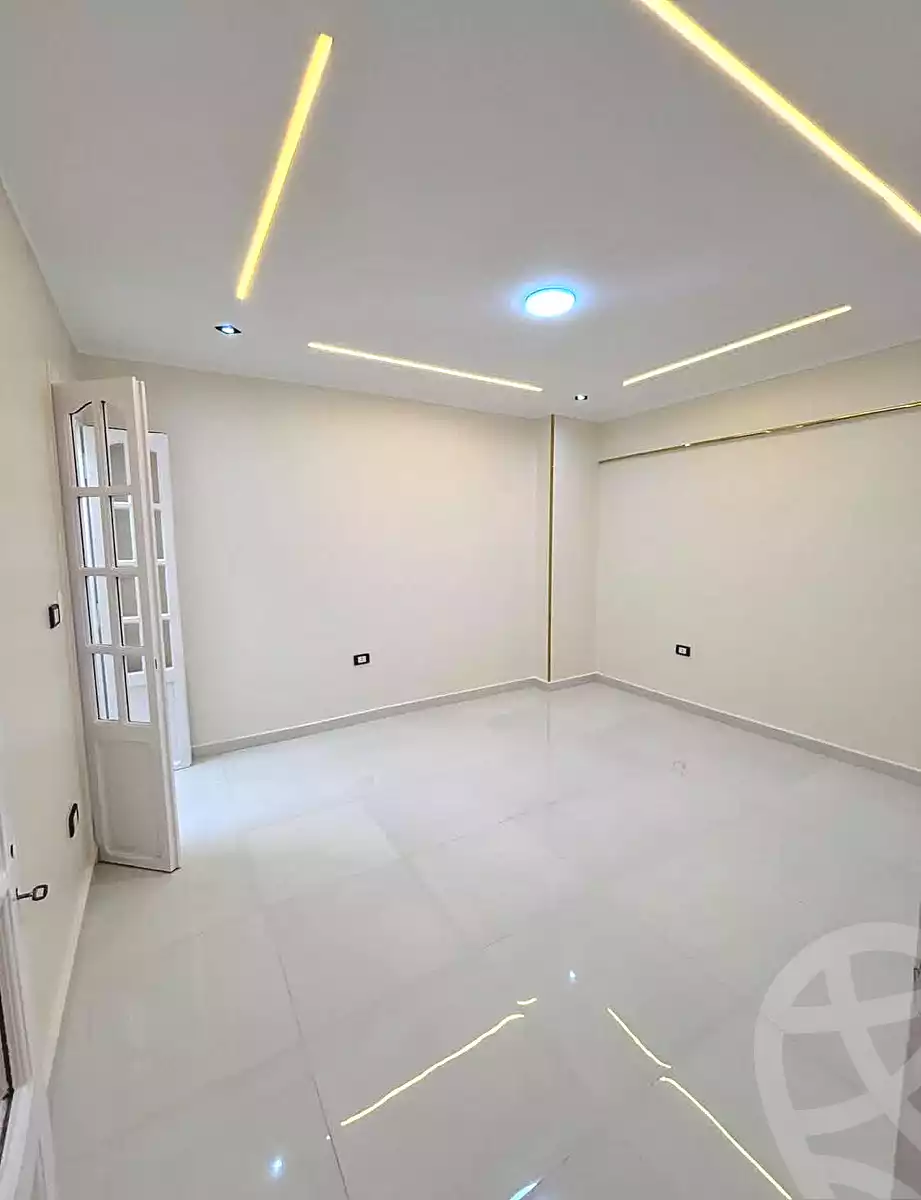 https://aqarmap.com.eg/ar/listing/7325449-for-sale-alexandria-miami-el-arman-st