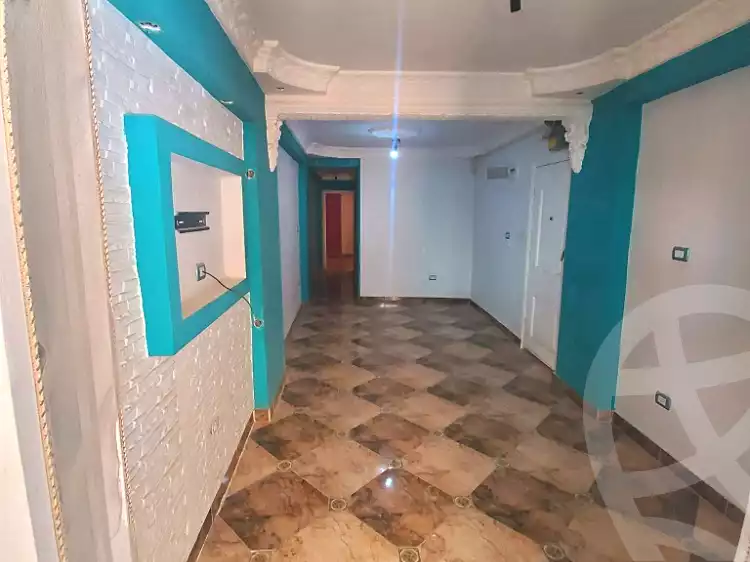 https://aqarmap.com.eg/en/listing/7319592-for-sale-alexandria-lsywf-el-falki