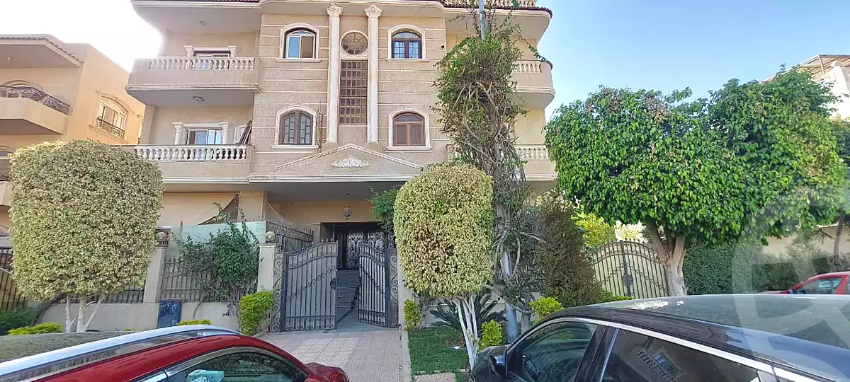 https://aqarmap.com.eg/ar/listing/7326543-for-sale-cairo-new-cairo-el-banafsg-el-banafsag-2-dr-ahmed-okasha-st