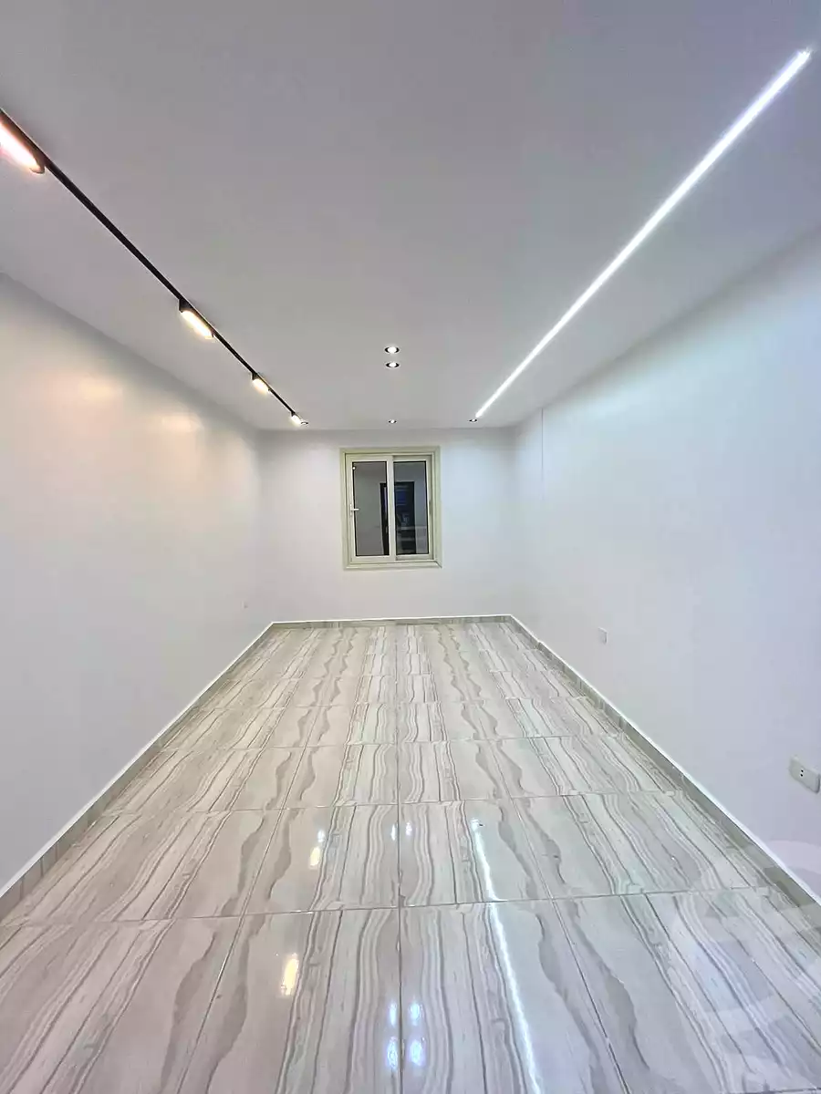 https://aqarmap.com.eg/ar/listing/7327070-for-sale-alexandria-al-agamy-lbytsh-bianchiii