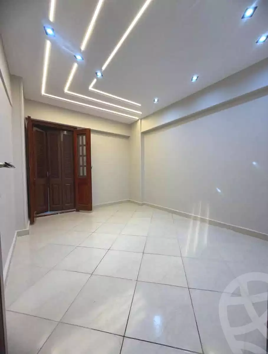 https://aqarmap.com.eg/ar/listing/7327110-for-sale-alexandria-miami-el-arman-st