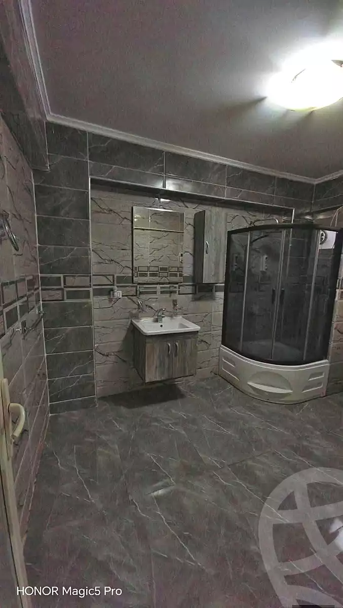https://aqarmap.com.eg/en/listing/7327358-for-sale-cairo-helwan-mohamed-sayed-ahmed-st
