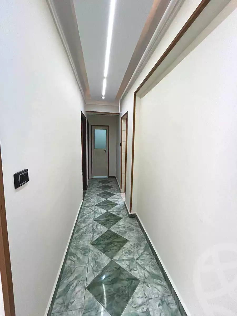https://aqarmap.com.eg/en/listing/7327606-for-sale-alexandria-lsywf-el-falki
