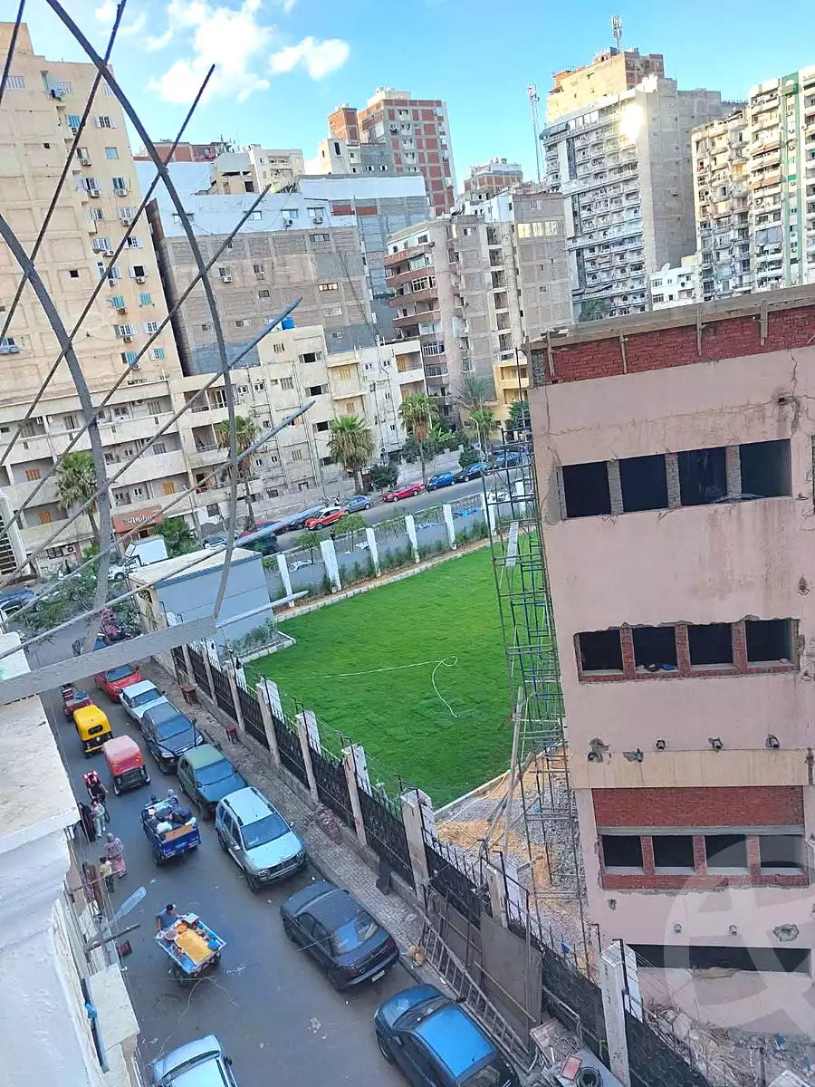 https://aqarmap.com.eg/ar/listing/7327701-for-sale-alexandria-sydy-bshr-sydy-bshr-bhry-shr-mhmwd-l-yswy
