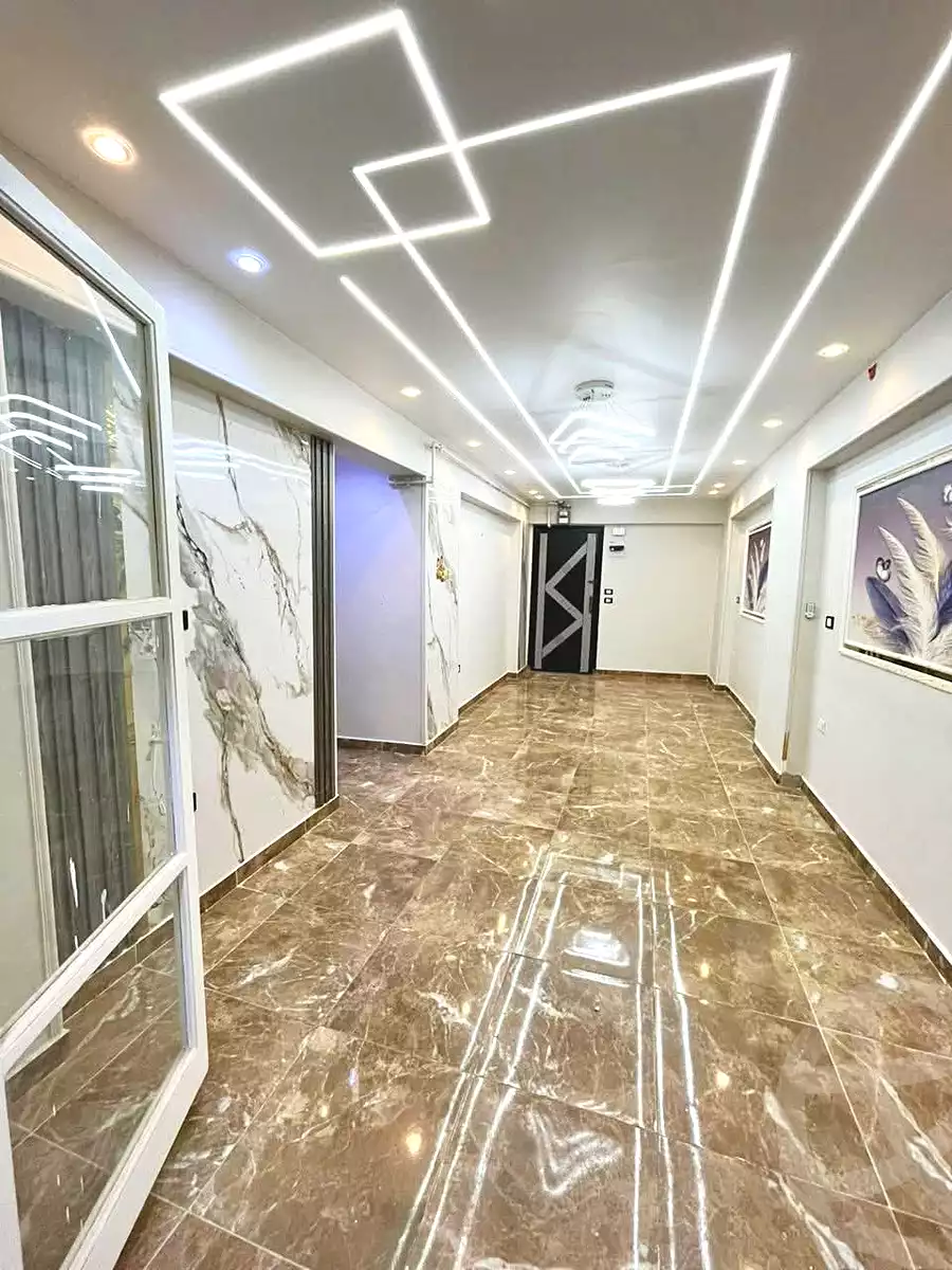 https://aqarmap.com.eg/ar/listing/7327745-for-sale-alexandria-al-agamy-lbytsh