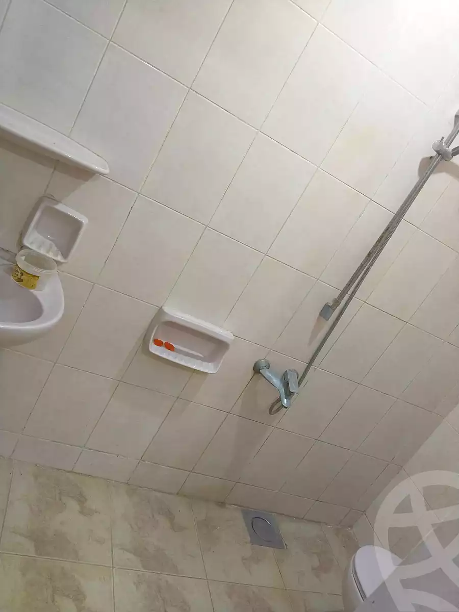 https://aqarmap.com.eg/en/listing/7327861-for-sale-alexandria-al-agamy-el-hanouvel-al-haded-we-al-soulb-st