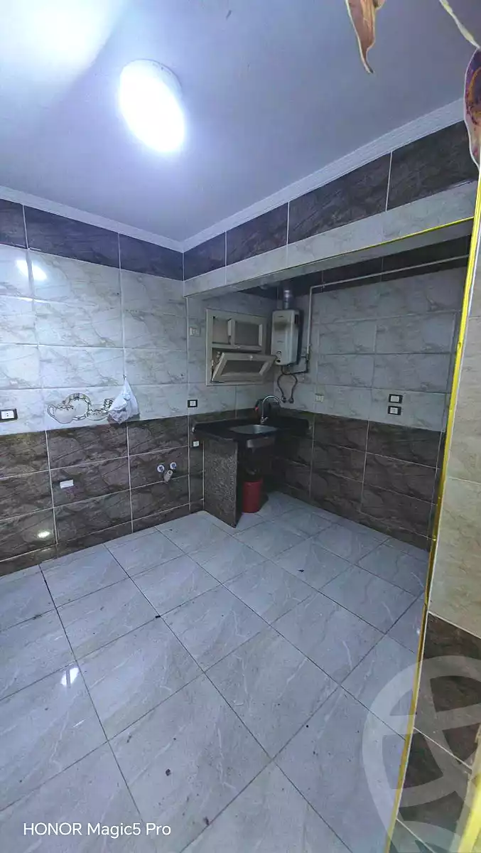 https://aqarmap.com.eg/ar/listing/7328176-for-rent-cairo-helwan-sherif-st