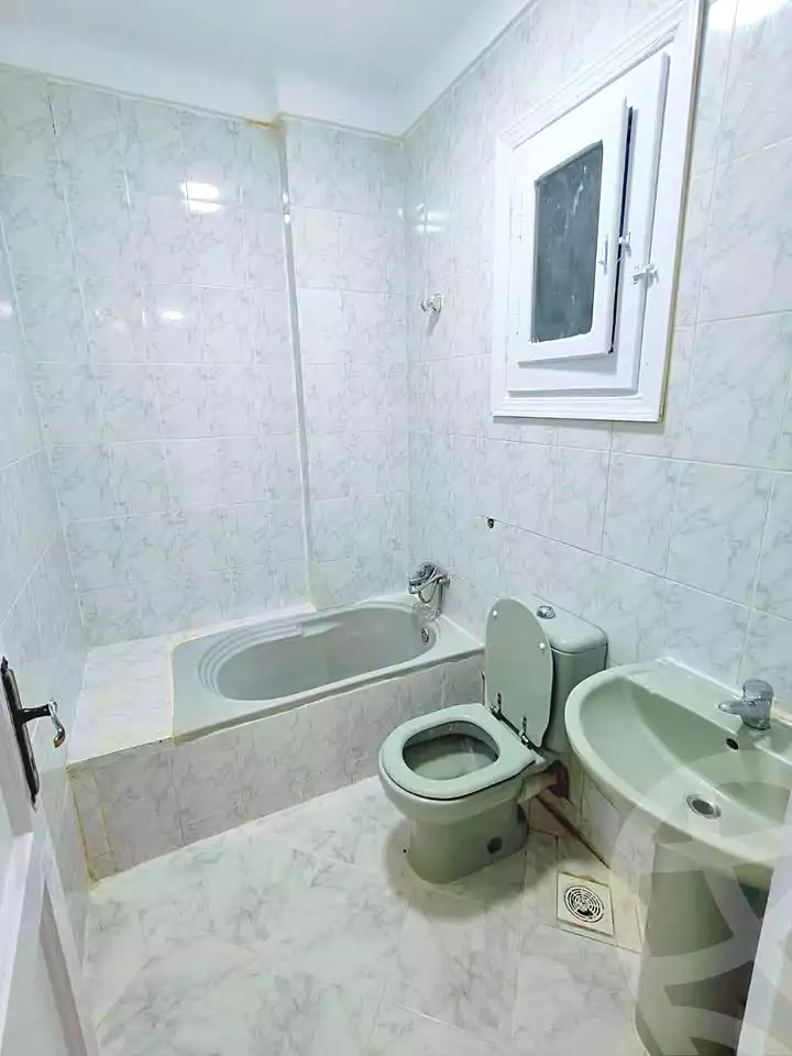https://aqarmap.com.eg/en/listing/7328684-for-sale-alexandria-al-agamy-shataa-el-nakheel